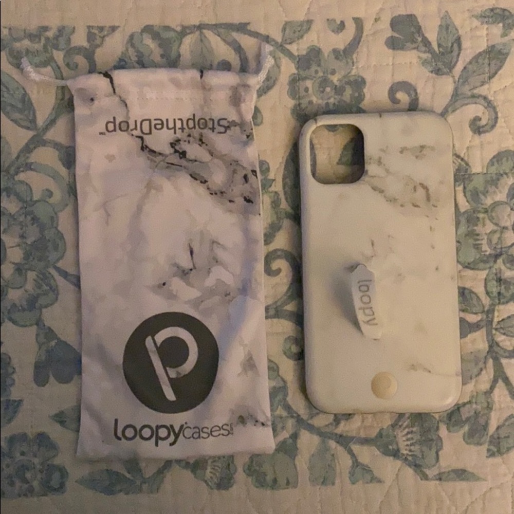 iPhone 11 Loopy Case